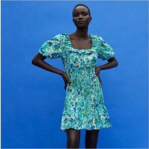 NWOT Zara Floral Printed Smocked Mini Dress Women's S Puff Sleeves Blue Flowers